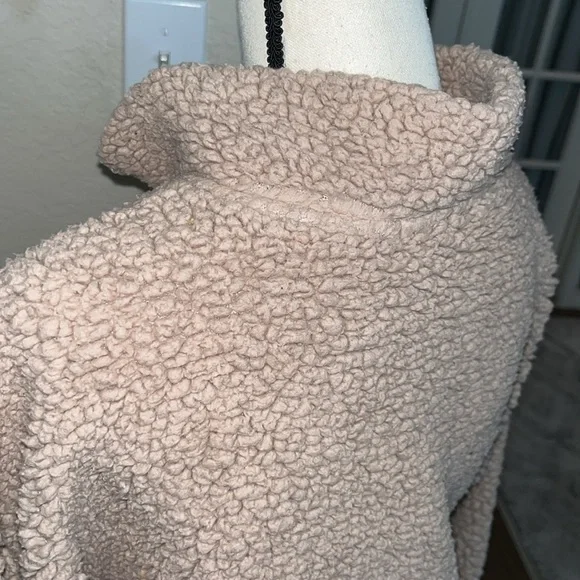 Rue21 teddy bear serpa crop jacket Size M - Picture 11 of 17